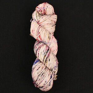 Madelinetosh DK Twist Yarn Superwash Merino 250 Yds Hand Dyed Klee Colorway